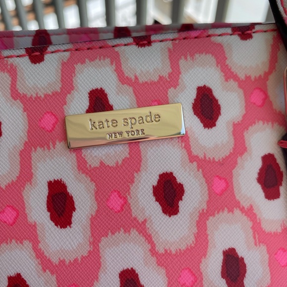 Kate Spade Laurel Way Posy medium size Bag - Picture 10 of 10